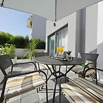 Luxury Majpruz דירה *