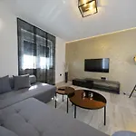 Luxury Majpruz