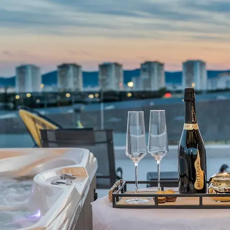 Апартаменты Luxury Majpruz