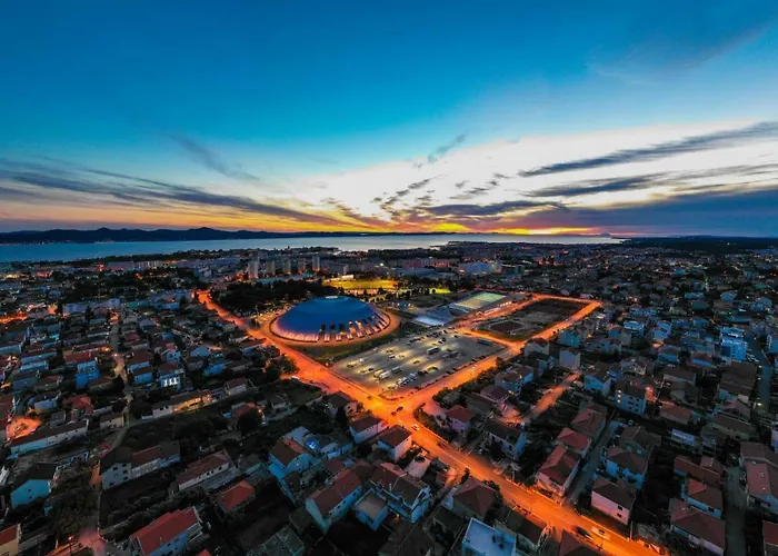 Luxury Majpruz Appartement *