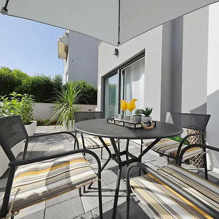 Luxury Majpruz Apartamento *