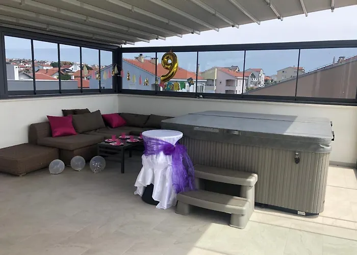 Apartment Luxury Majpruz *